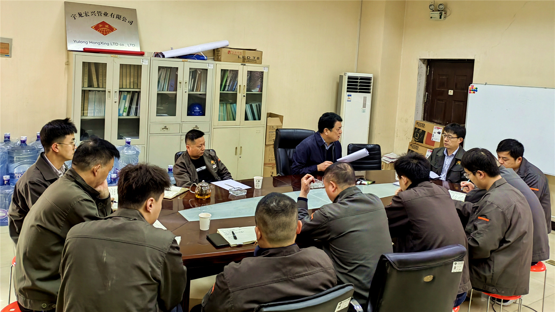 完善制度建設(shè)，推進(jìn)業(yè)務(wù)工作_副本.jpg